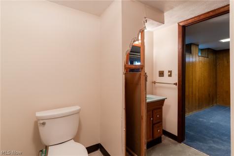 6391 Smith Road Brook Park OH 44142