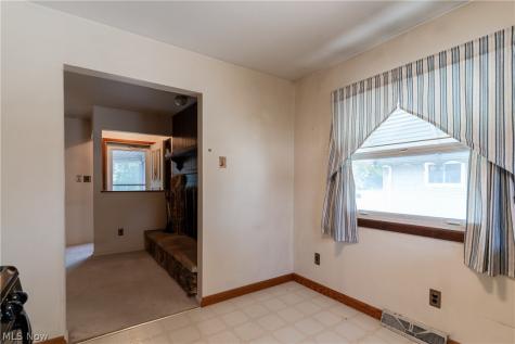 6391 Smith Road Brook Park OH 44142