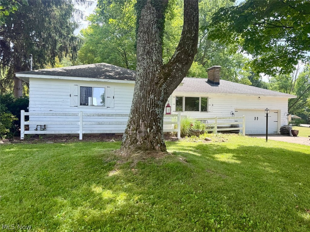 2597 Seifert Lewis Road Hubbard OH 44425