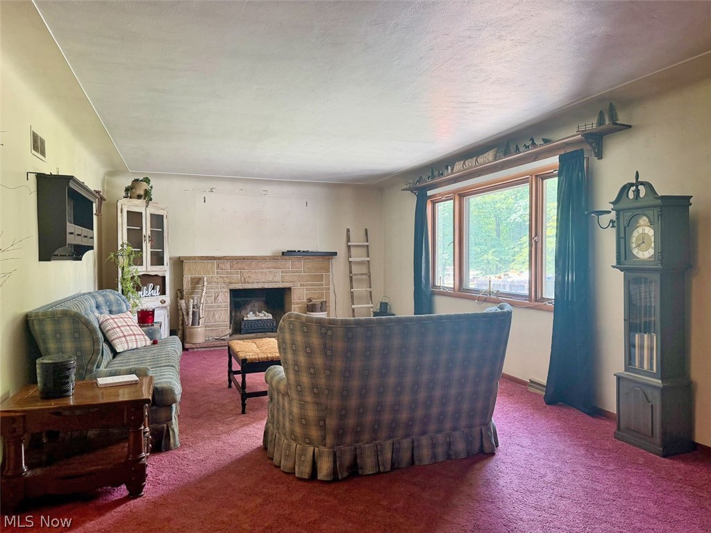 2597 Seifert Lewis Road Hubbard OH 44425