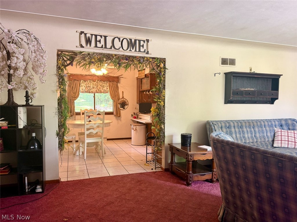 2597 Seifert Lewis Road Hubbard OH 44425