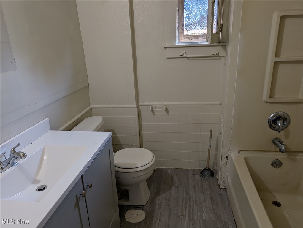 1105 Collinwood Avenue Akron OH 44310