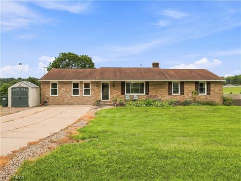 7868 Windward Trace Circle NW Massillon OH 44646