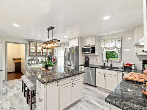 7868 Windward Trace Circle NW Massillon OH 44646