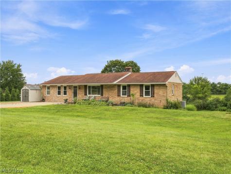 7868 Windward Trace Circle NW Massillon OH 44646