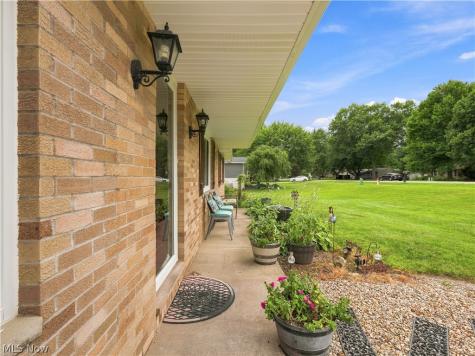 7868 Windward Trace Circle NW Massillon OH 44646