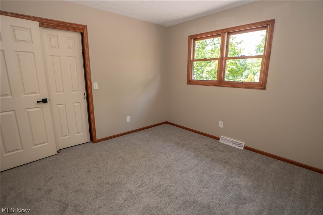 6104 Shipslanding Avenue NW Canton OH 44718