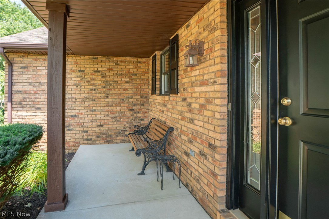 6104 Shipslanding Avenue NW Canton OH 44718