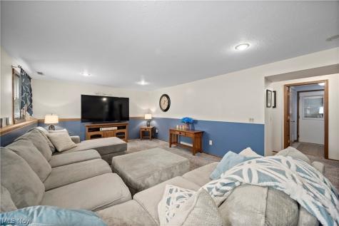 923 Hillside Drive Amherst OH 44001