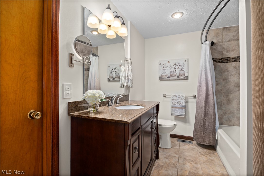 923 Hillside Drive Amherst OH 44001