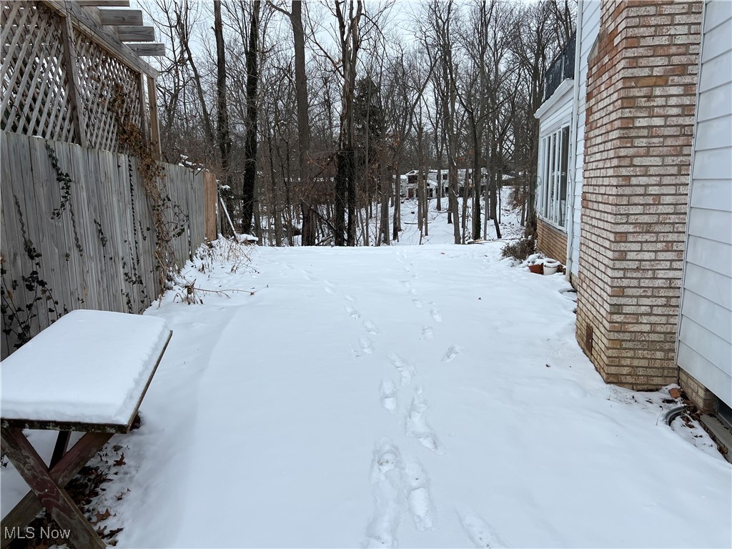 1164 Richmar Drive Westlake OH 44145