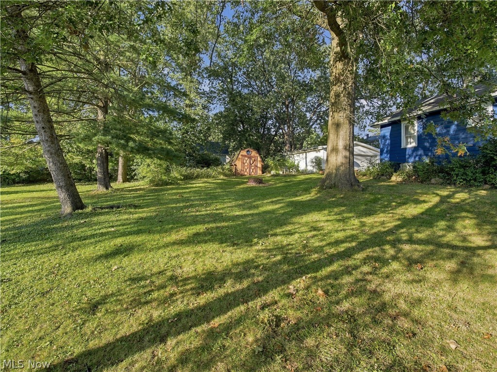 979 Iona Avenue Akron OH 44314