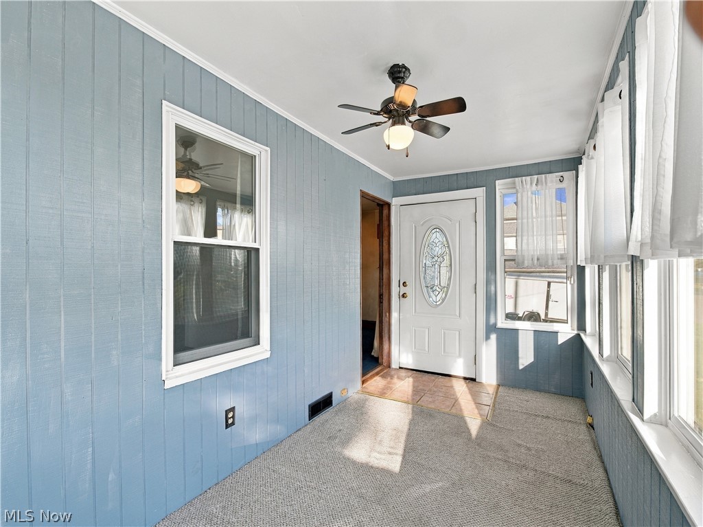 979 Iona Avenue Akron OH 44314