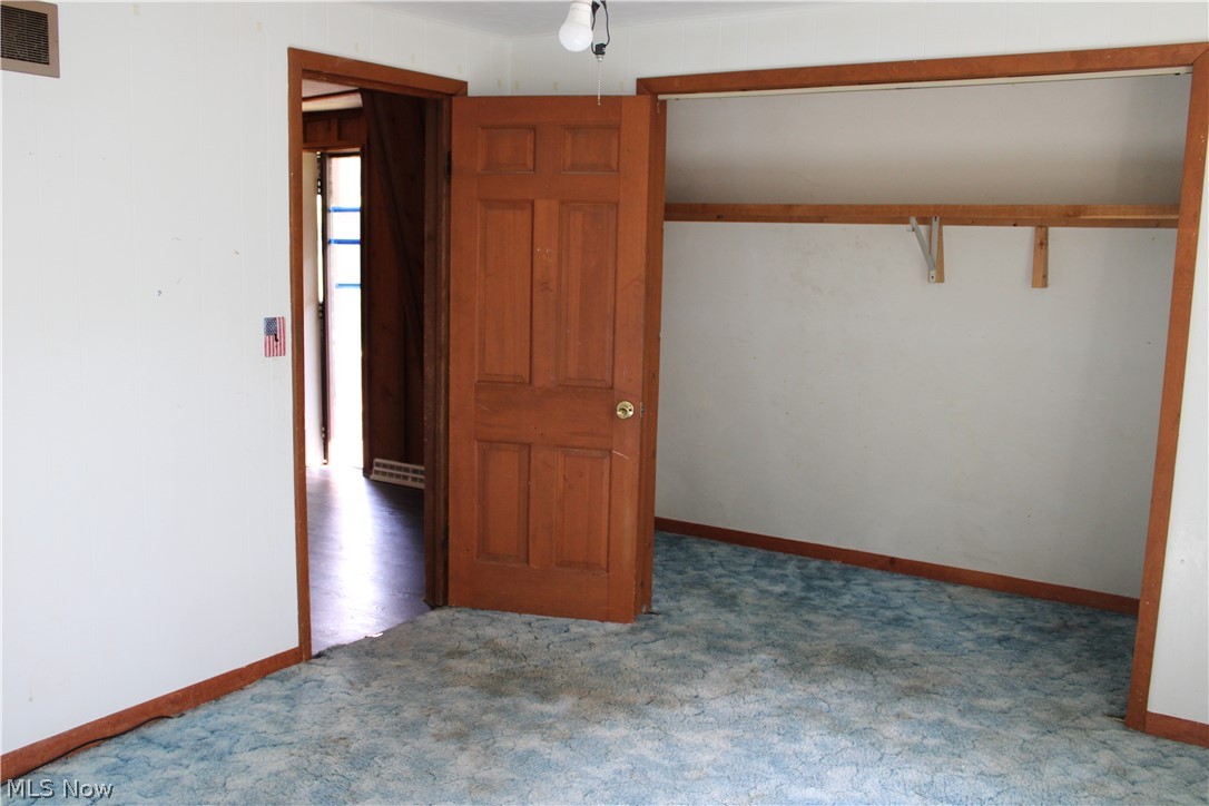 13893 County Road 100 Lakeville OH 44638