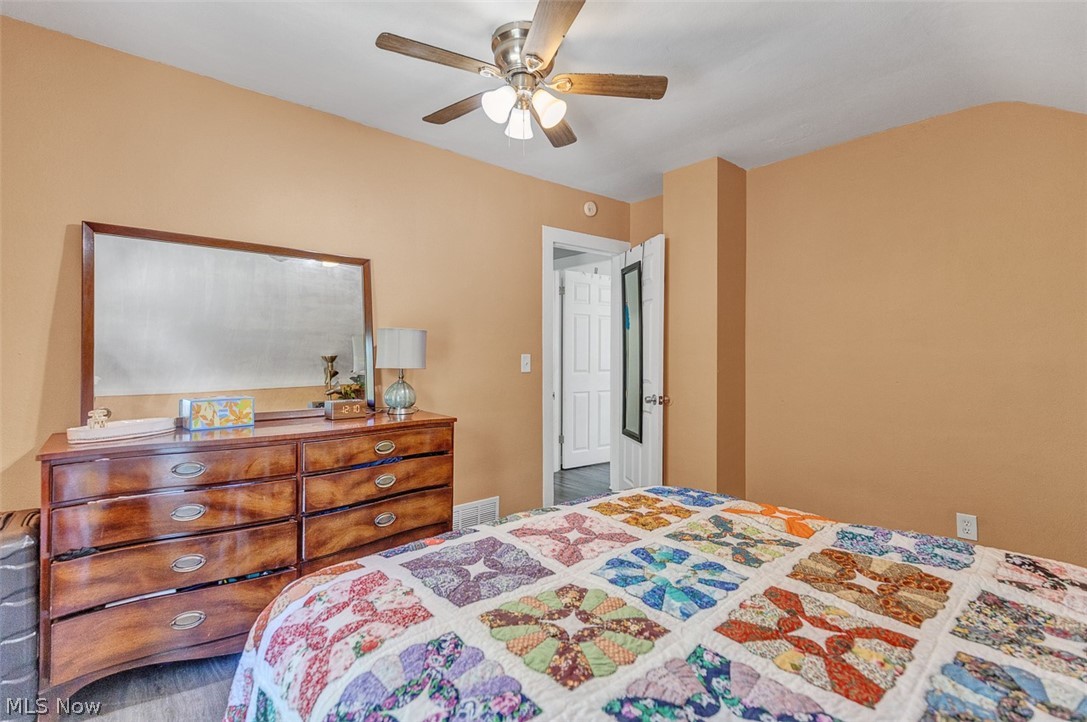 133 Crownhill Avenue Amherst OH 44001