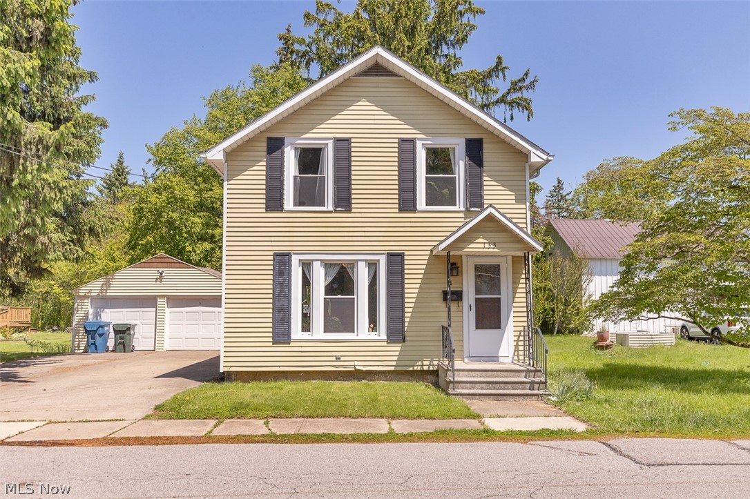 133 Crownhill Avenue Amherst OH 44001