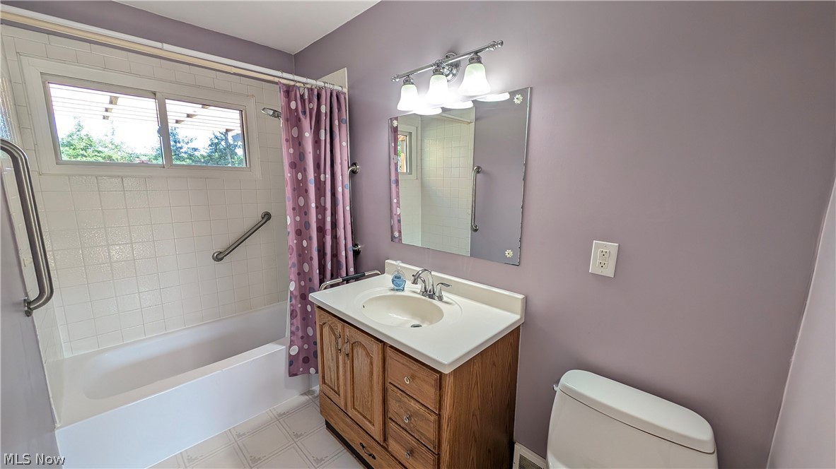 6182 Randolph Road Bedford Heights OH 44146