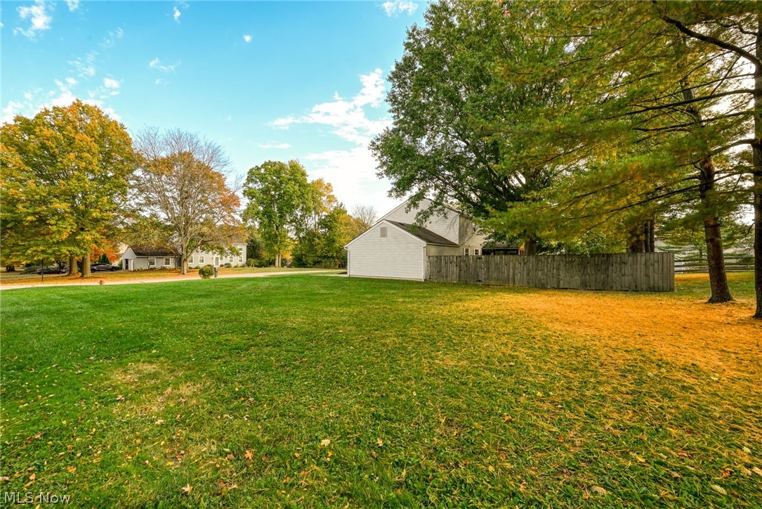 1800 Carver Lane Hudson OH 44236