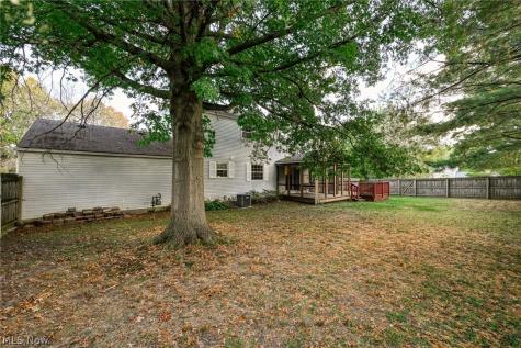 1800 Carver Lane Hudson OH 44236