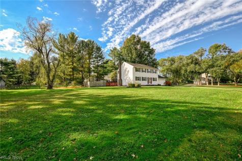 1800 Carver Lane Hudson OH 44236