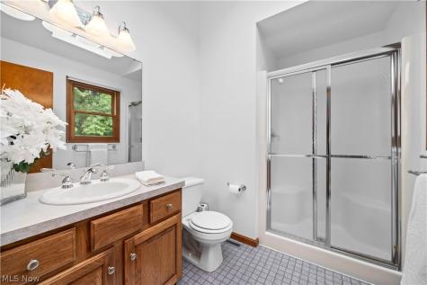7012 Morning Dove Lane Olmsted Twp OH 44138
