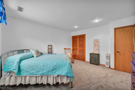 8683 Kennard Road Lodi OH 44254
