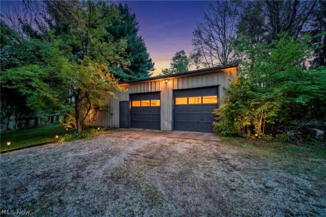 8683 Kennard Road Lodi OH 44254