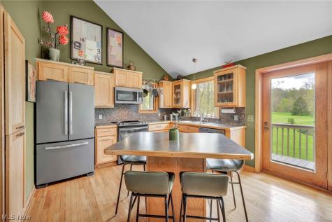 8683 Kennard Road Lodi OH 44254
