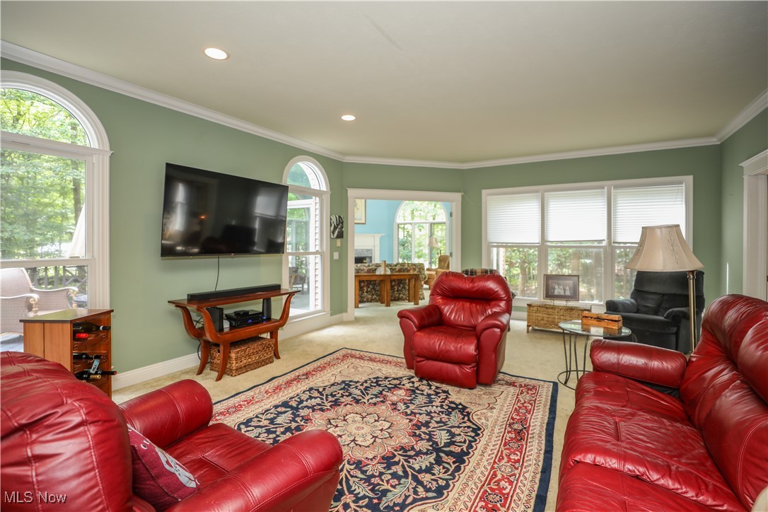 831 Meadowbrook Drive Aurora OH 44202