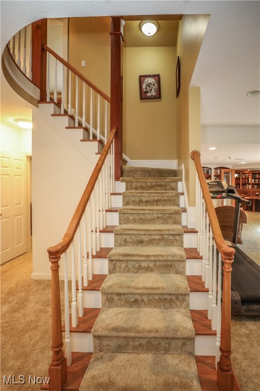 831 Meadowbrook Drive Aurora OH 44202