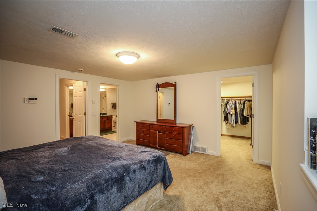 831 Meadowbrook Drive Aurora OH 44202