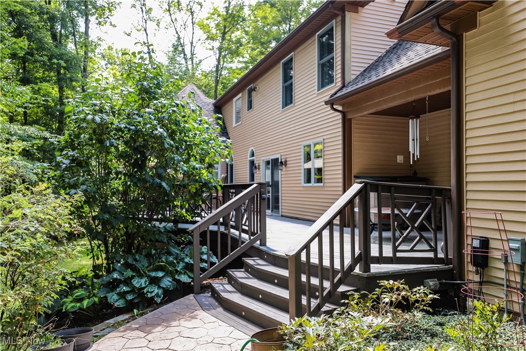 831 Meadowbrook Drive Aurora OH 44202