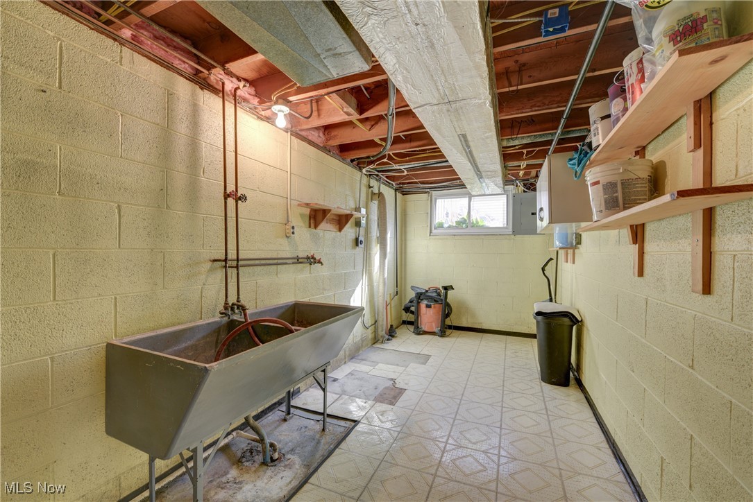 13850 Holland Road Brook Park OH 44142