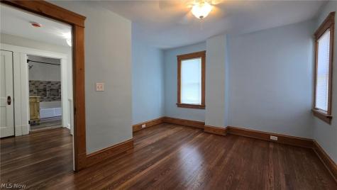 1650 Elbur Avenue Lakewood OH 44107