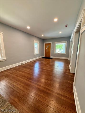 1650 Elbur Avenue Lakewood OH 44107