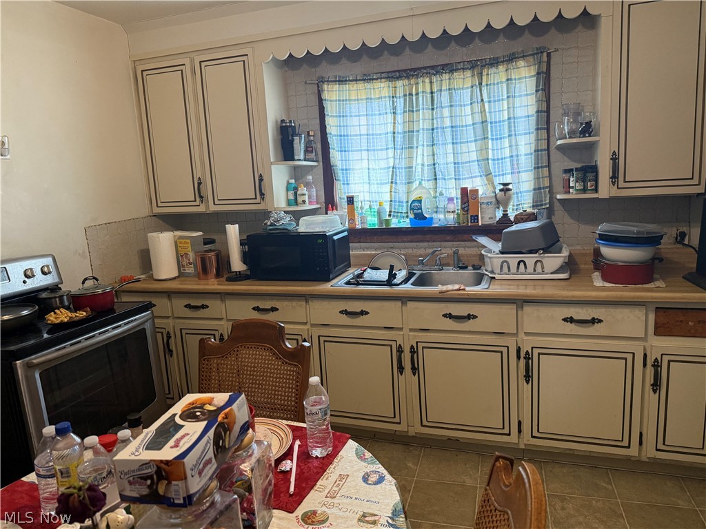 1296 Harmon Avenue Akron OH 44307