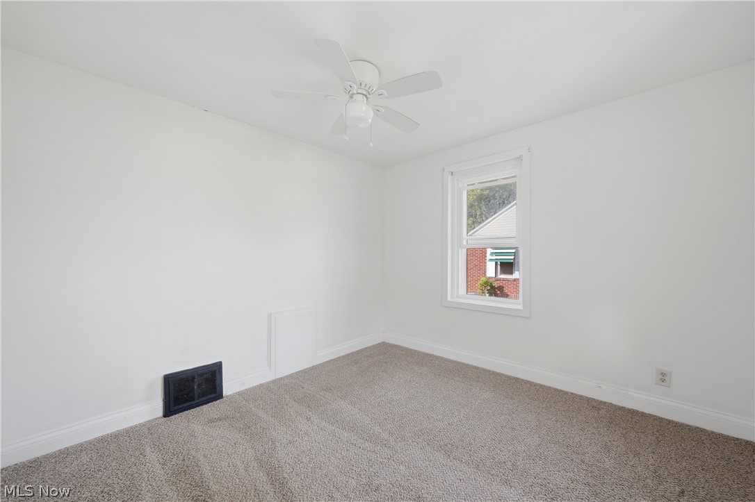 230 E Comet Road Clinton OH 44216