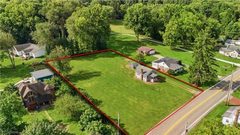 230 E Comet Road Clinton OH 44216