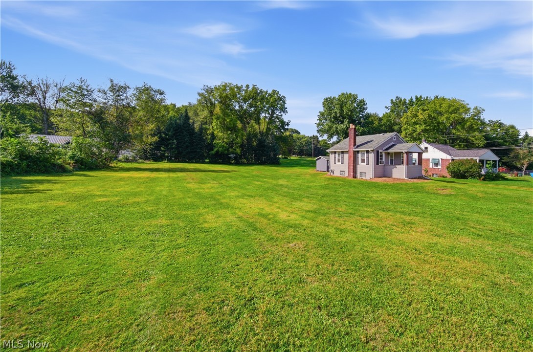 230 E Comet Road Clinton OH 44216