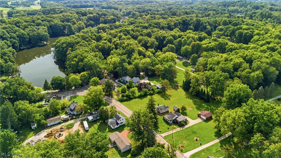 230 E Comet Road Clinton OH 44216