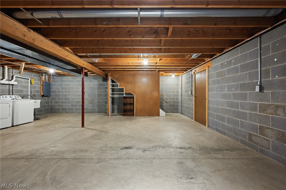 306 Cheshire Road Green OH 44319