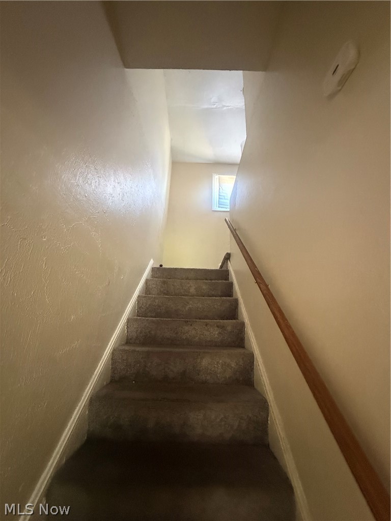 14913 Lotus Drive Cleveland OH 44128