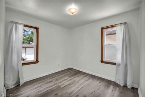 4418 Maplecrest Avenue Parma OH 44134