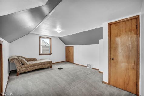 4418 Maplecrest Avenue Parma OH 44134