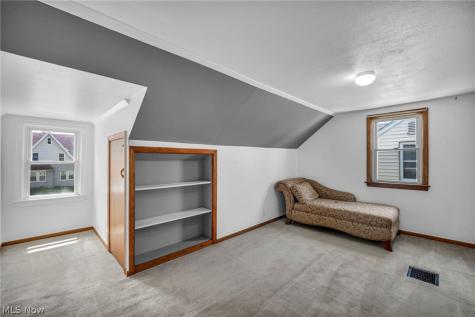 4418 Maplecrest Avenue Parma OH 44134
