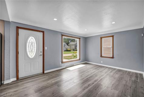 4418 Maplecrest Avenue Parma OH 44134