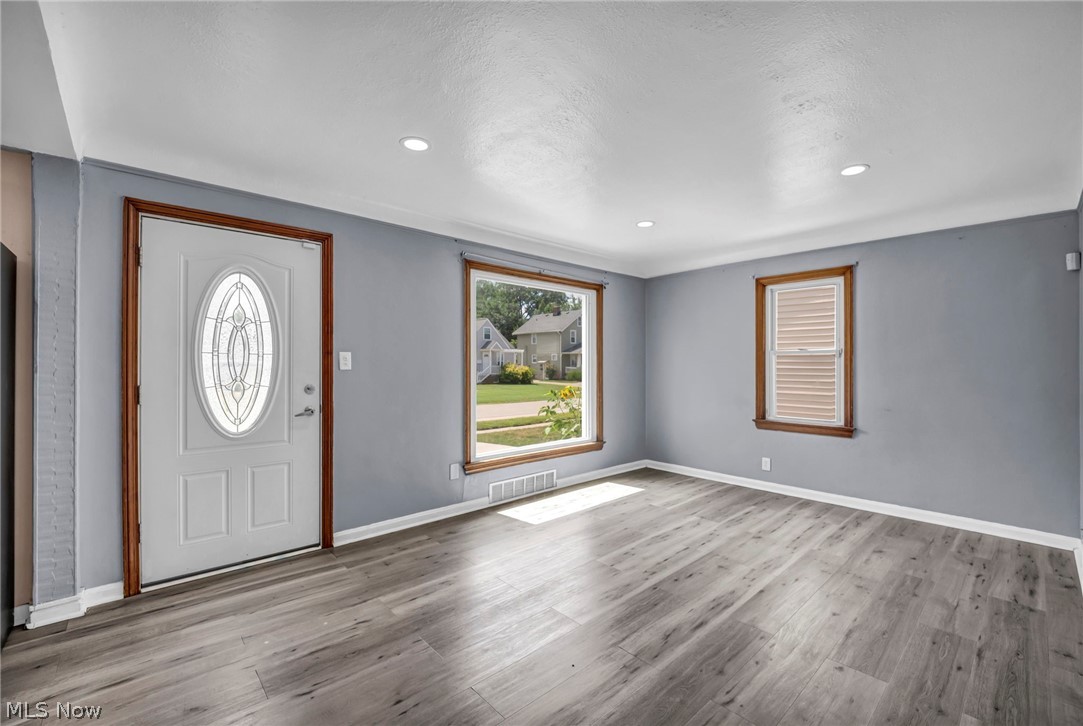 4418 Maplecrest Avenue Parma OH 44134