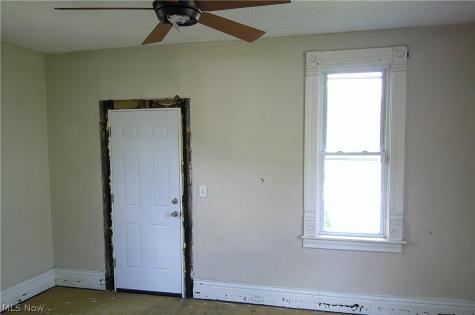 856 Cherry Road NW Massillon OH 44647