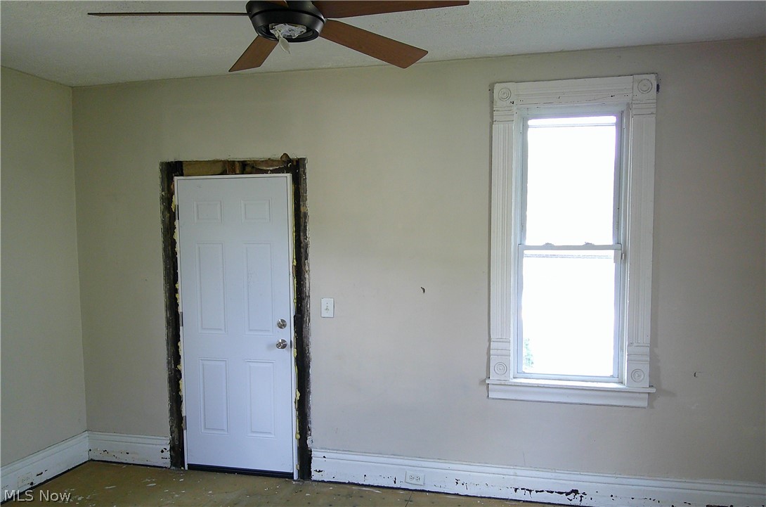 856 Cherry Road NW Massillon OH 44647