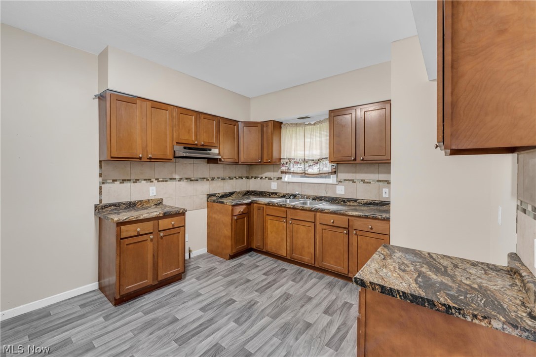 4001 Henritze Avenue Cleveland OH 44109